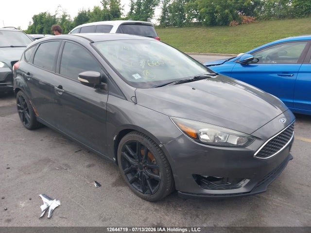 12644719 :رقم المزاد ، 1FADP3K26FL257660 vin ، 2015 Ford Focus Se مزاد بيع