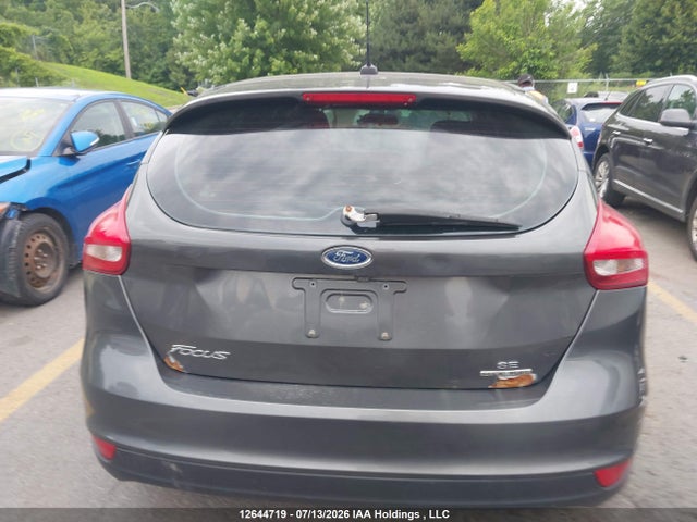 Ford FOCUS SE 2015 1FADP3K26FL257660 Image 16