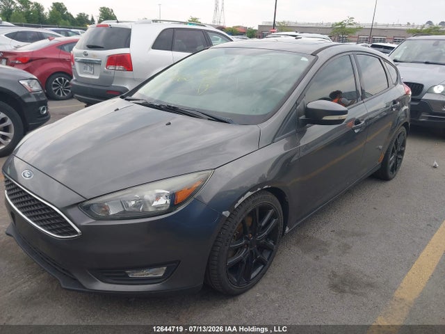 Ford FOCUS SE 2015 1FADP3K26FL257660 Image 2