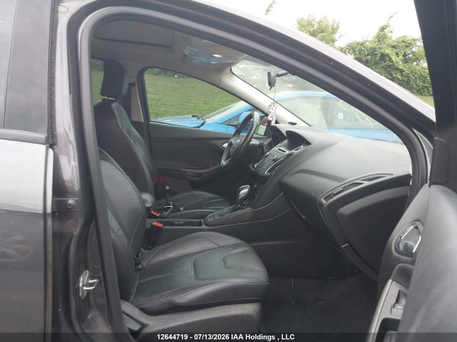 Ford FOCUS SE 2015 1FADP3K26FL257660 Image 5