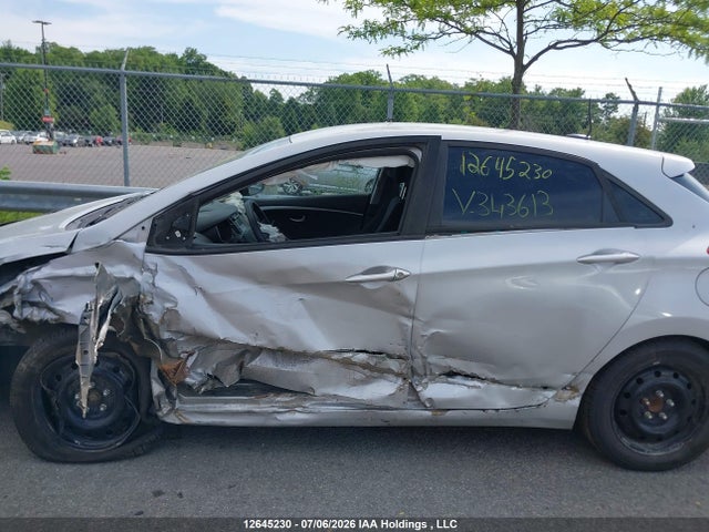 Aukcja sprzedaży 2016 Hyundai Elantra Gt Gl, vin: KMHD25LH2GU343613, numer aukcji: 12645230