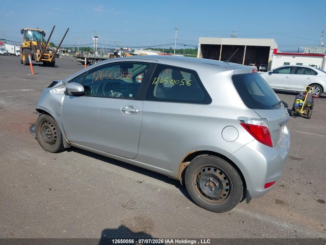 VNKJTUD37EA008421 Toyota Yaris Ce