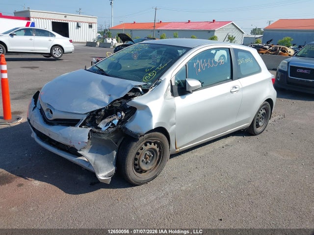 VNKJTUD37EA008421 Toyota Yaris Ce