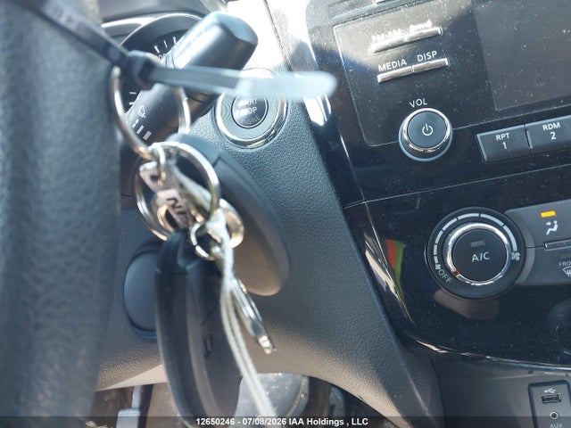 Nissan ROGUE S/SV 2015 5N1AT2MT0FC918717 Image 11