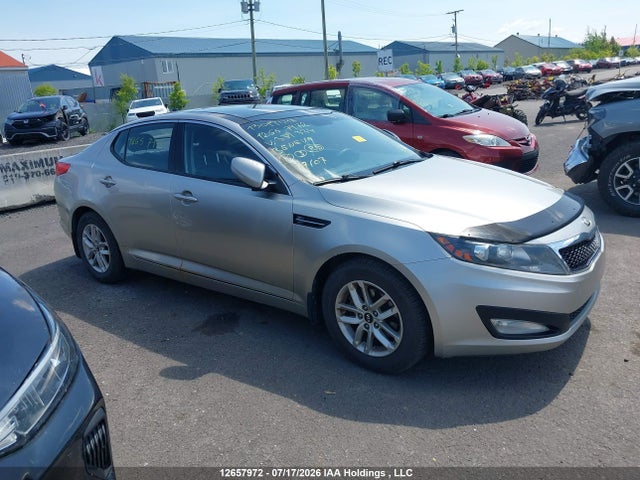 12657972 :رقم المزاد ، KNAGM4A77D5339334 vin ، 2013 Kia Optima Lx/lx+ مزاد بيع