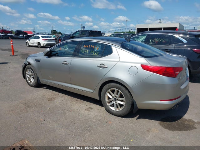12657972 :رقم المزاد ، KNAGM4A77D5339334 vin ، 2013 Kia Optima Lx/lx+ مزاد بيع