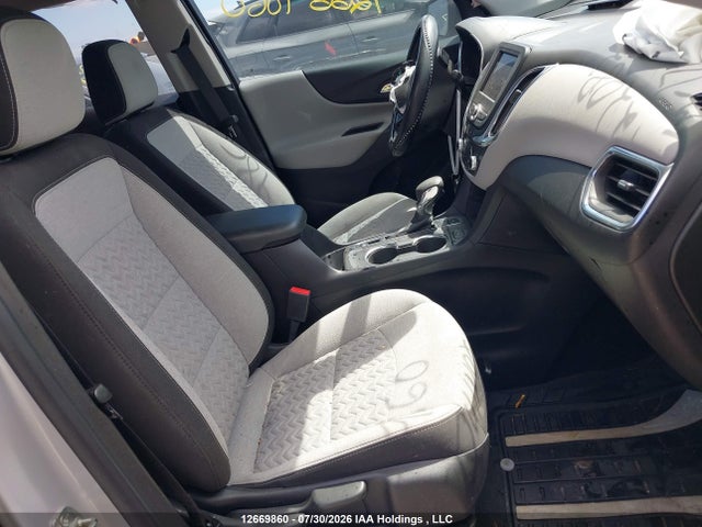 Продаж на аукціоні авто 2022 Chevrolet Equinox Lt, vin: 2GNAXUEV9N6122082, номер лоту: 12669860
