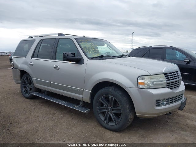 Продажа на аукционе авто 2007 Lincoln Navigator Ultimate, vin: 5LMFU28517LJ08851, номер лота: 12635178