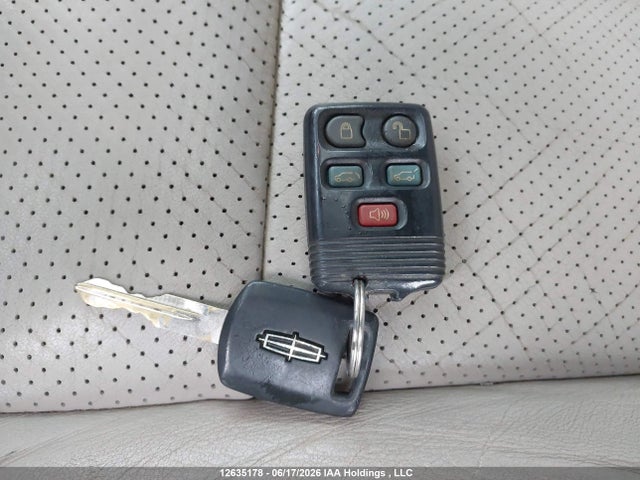 Продажа на аукционе авто 2007 Lincoln Navigator Ultimate, vin: 5LMFU28517LJ08851, номер лота: 12635178