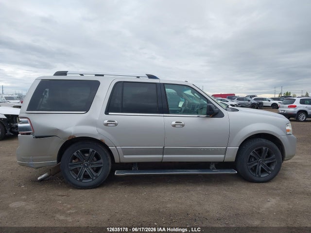 Продажа на аукционе авто 2007 Lincoln Navigator Ultimate, vin: 5LMFU28517LJ08851, номер лота: 12635178