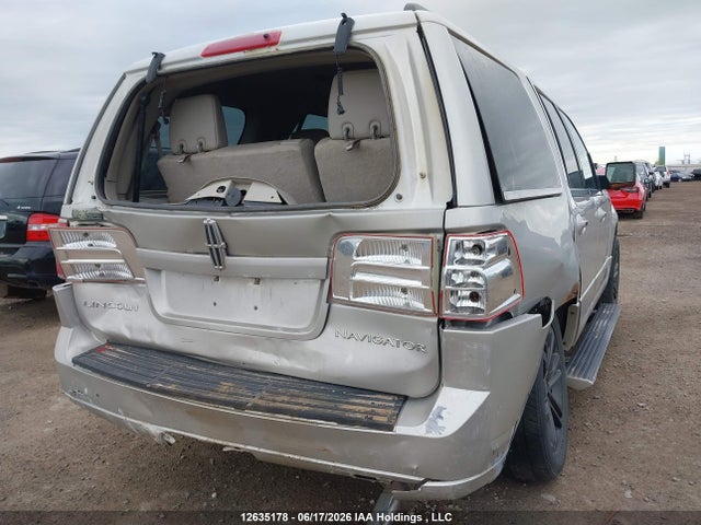 Продажа на аукционе авто 2007 Lincoln Navigator Ultimate, vin: 5LMFU28517LJ08851, номер лота: 12635178