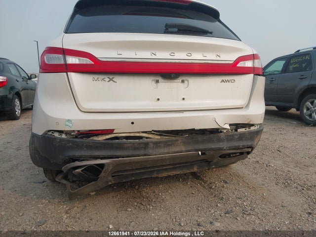2018 Lincoln Mkx Reserve მანქანა იყიდება აუქციონზე, vin: 2LMPJ8LR4JBL26162, აუქციონის ნომერი: 12661941