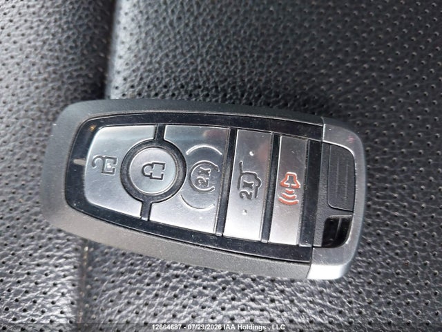 Продажа на аукционе авто 2021 Ford Expedition Xlt, vin: 1FMJU1JT7MEA54813, номер лота: 12664687