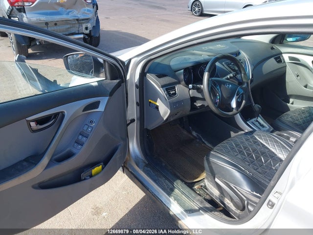 12669879 :رقم المزاد ، 5NPDH4AEXCH089675 vin ، 2012 Hyundai Elantra Gls/limited مزاد بيع