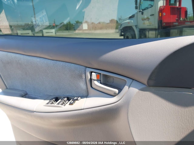 12669882 :رقم المزاد ، 2T1BR32E96C697644 vin ، 2006 Toyota Corolla Ce/le/s مزاد بيع