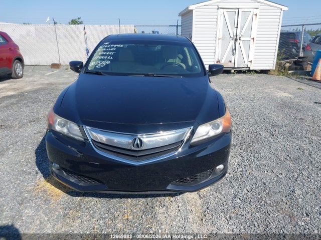 19VDE1F56EE400695 Acura ILX