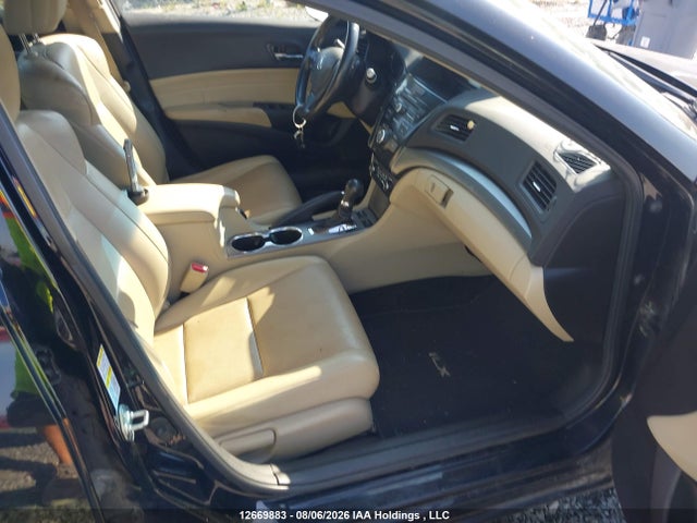 19VDE1F56EE400695 Acura ILX