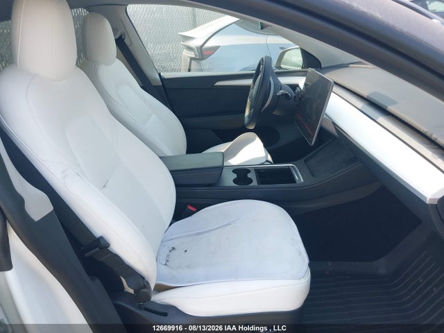 Tesla Model Y 2023 7SAYGAEE1PF644663 Image 5