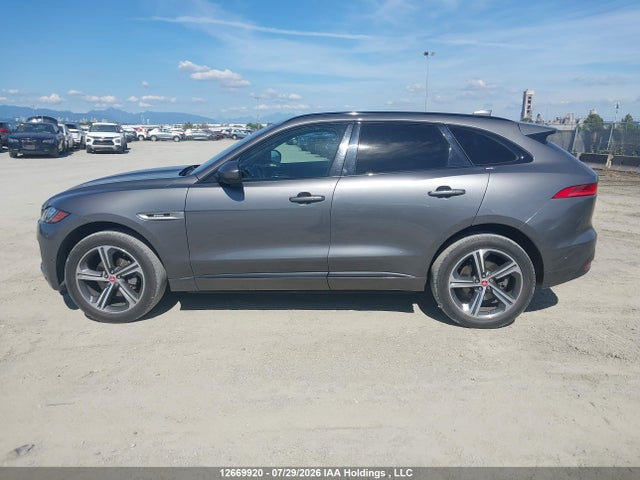 2017 Jaguar F-pace R - Sport მანქანა იყიდება აუქციონზე, vin: SADCL2BNXHA496427, აუქციონის ნომერი: 12669920