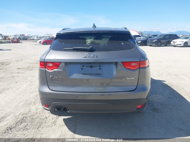 2017 Jaguar F-pace R - Sport მანქანა იყიდება აუქციონზე, vin: SADCL2BNXHA496427, აუქციონის ნომერი: 12669920