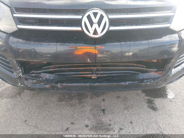 2012 Volkswagen Touareg V6 მანქანა იყიდება აუქციონზე, vin: WVGDF9BP0CD001480, აუქციონის ნომერი: 12669936
