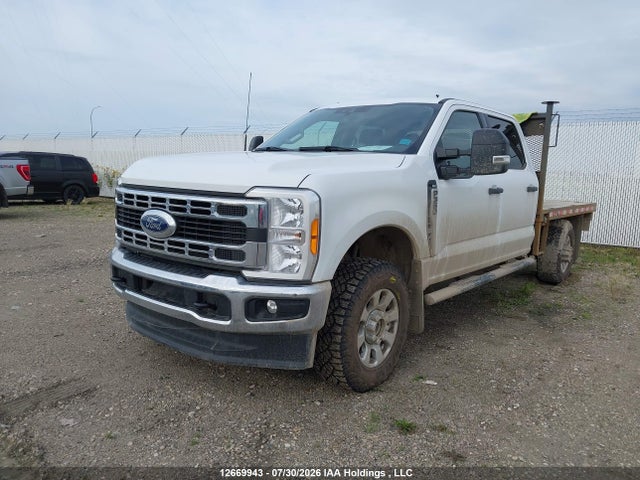 12669943 :رقم المزاد ، 1FT8W3BN5PEC52819 vin ، 2023 Ford F350 Super Duty مزاد بيع