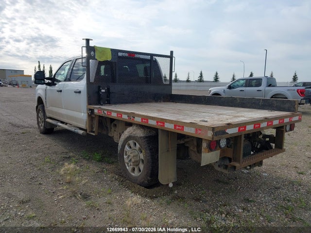 Ford F350 Super Duty 2023 1FT8W3BN5PEC52819 Image 3