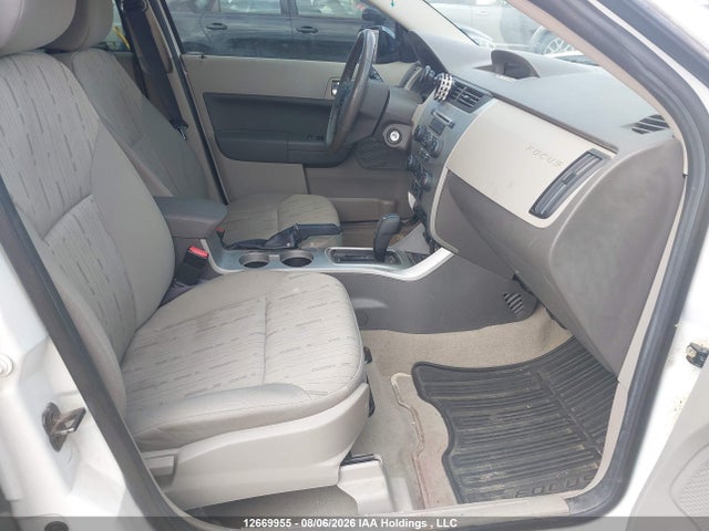 12669955 :رقم المزاد ، 1FAHP3FN5BW100085 vin ، 2011 Ford Focus Se مزاد بيع