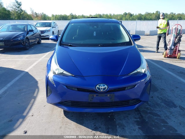 JTDKARFU7J3553393 Toyota Prius Technology
