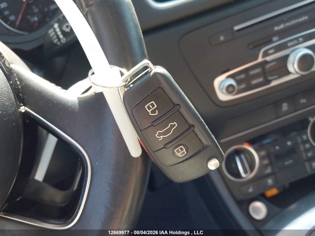 Audi Q3 2.0t Technik 2016 WA1GFCFS8GR019113 Image 10