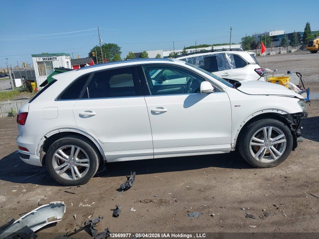 Audi Q3 2.0t Technik 2016 WA1GFCFS8GR019113 Image 12