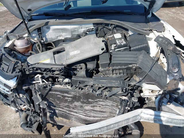 Audi Q3 2.0t Technik 2016 WA1GFCFS8GR019113 Image 9