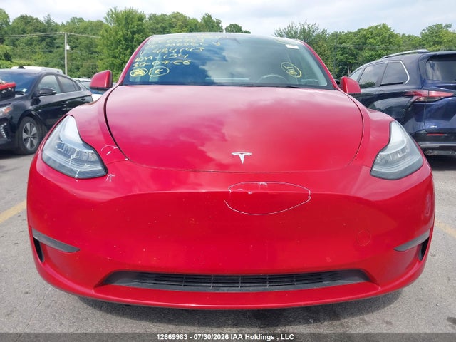 Tesla Model Y 2022 7SAYGDEE9NF484143 Image 12