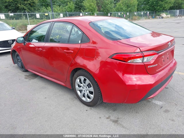 Toyota COROLLA LE 2021 5YFBPMBE8MP244060 Image 3