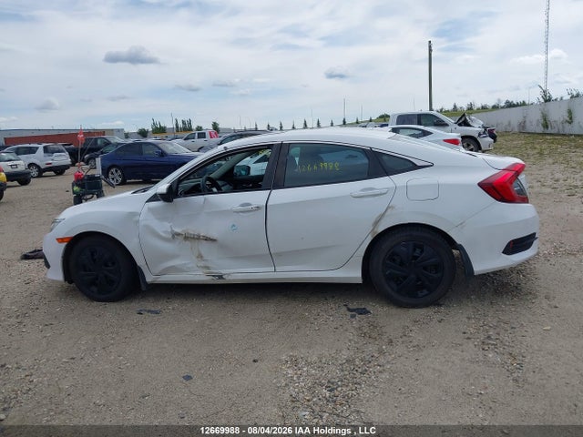 Продаж на аукціоні авто 2018 Honda Civic Ex, vin: 2HGFC2F88JH017556, номер лоту: 12669988