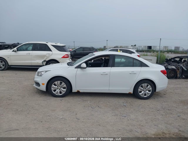 1G1PE5SB0G7107510 Chevrolet Cruze Limited 1lt