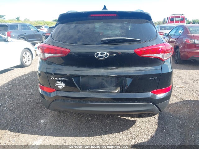 KM8J3CA42JU769863 Hyundai Tucson Se 2.0l