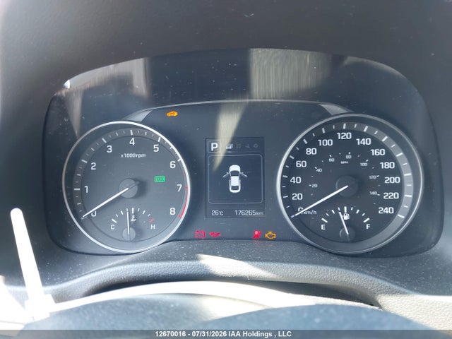 Продаж на аукціоні авто 2018 Hyundai Elantra Gl, vin: KMHD84LFXJU544142, номер лоту: 12670016