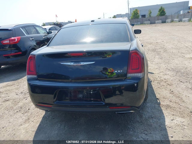 2016 Chrysler 300 მანქანა იყიდება აუქციონზე, vin: 2C3CCABG6GH294485, აუქციონის ნომერი: 12670052