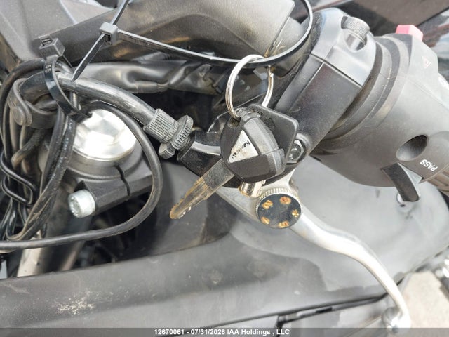 Kawasaki Ex650 M 2020 ML5EXEM18LDA17804 Image 11