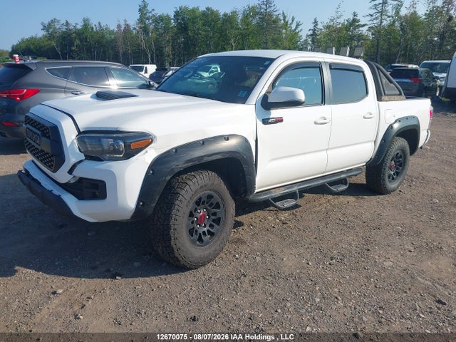 12670075 :رقم المزاد ، 5TFCZ5AN2HX062352 vin ، 2017 Toyota Tacoma Sr5/trd Off Road/trd Sport مزاد بيع
