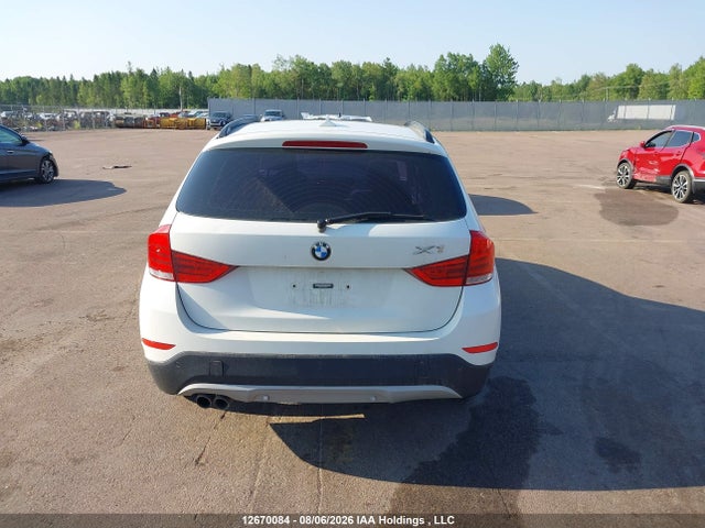 2015 Bmw X1 Xdrive28i მანქანა იყიდება აუქციონზე, vin: WBAVL1C53FVY26747, აუქციონის ნომერი: 12670084