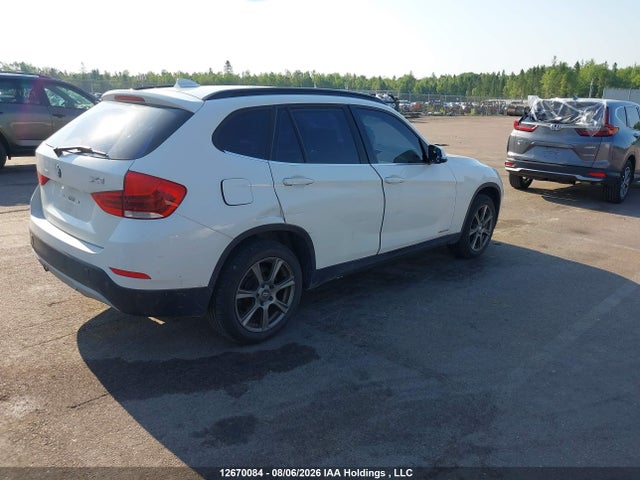 2015 Bmw X1 Xdrive28i მანქანა იყიდება აუქციონზე, vin: WBAVL1C53FVY26747, აუქციონის ნომერი: 12670084