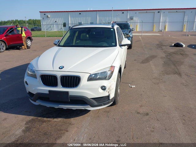 2015 Bmw X1 Xdrive28i მანქანა იყიდება აუქციონზე, vin: WBAVL1C53FVY26747, აუქციონის ნომერი: 12670084