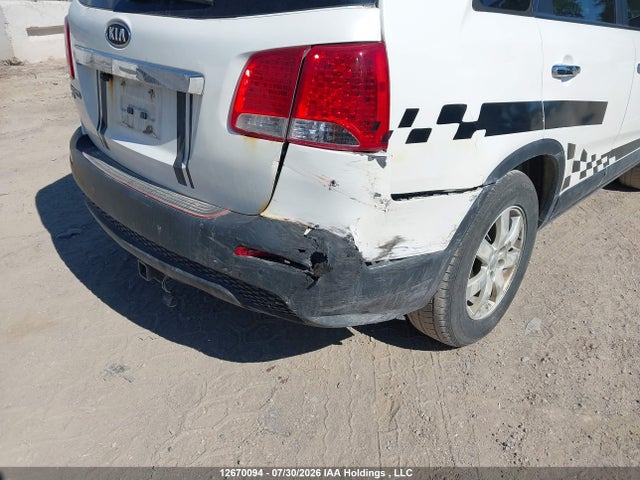Продажа на аукционе авто 2013 Kia Sorento Lx V6, vin: 5XYKTDA27DG421737, номер лота: 12670094