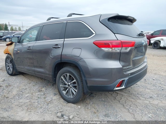 12670102 :رقم المزاد ، 5TDJGRFH2JS049989 vin ، 2018 Toyota Highlander Hybrid/xle مزاد بيع