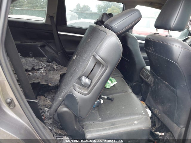 12670102 :رقم المزاد ، 5TDJGRFH2JS049989 vin ، 2018 Toyota Highlander Hybrid/xle مزاد بيع