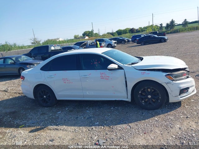 Продажа на аукционе авто 2020 Volkswagen Passat Comfortline, vin: 1VWAA7A34LC003020, номер лота: 12670105