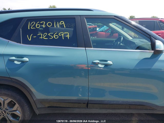2025 Kia Seltos მანქანა იყიდება აუქციონზე, vin: KNDEUCAAXS7725697, აუქციონის ნომერი: 12670119