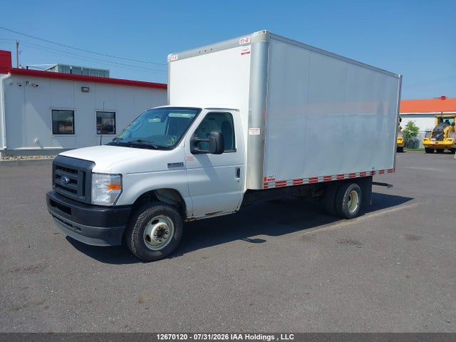 1FDXE4FN4RDD15136 Ford Econoline E450 Super Duty Cutaway Van